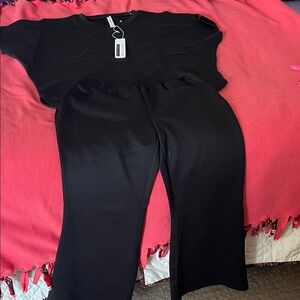 Chic Black Pants With Pockets And Elastic Waist With Top WRINKLE FREE Travel Set